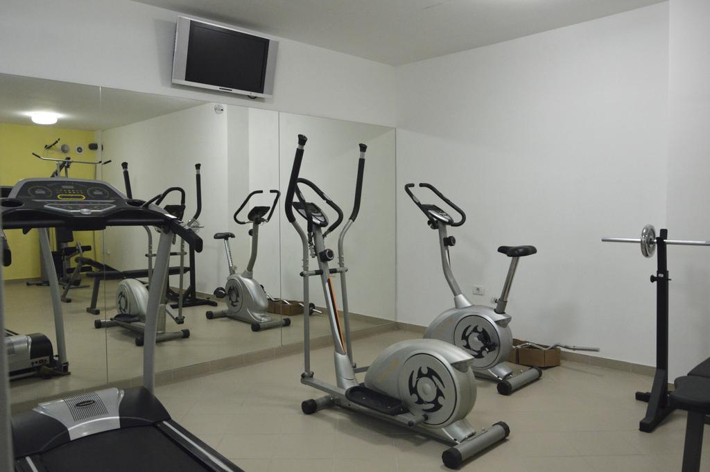 Duvet Center Hotel Скопие Екстериор снимка