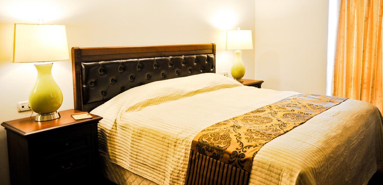Duvet Center Hotel Скопие Екстериор снимка